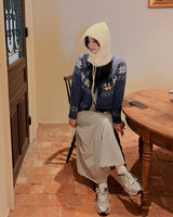 And banding long skirt
