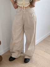 エニーピンタックパンツ