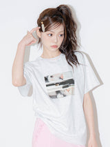 DELAY OFF キャットグラフィックTシャツ (ホワイトオートミール)