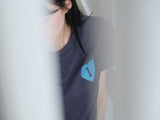 ハートロゴTシャツ - ディープネイビー