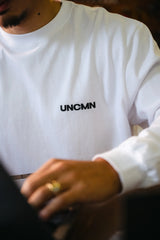 ロゴ ロングスリーブ ホワイト