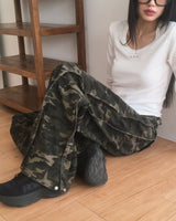 Weta Back Pocket Snap Pintuck Bizo Wide Military Cotton Pants