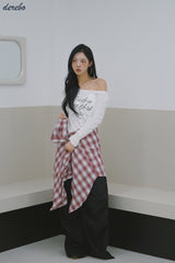 wide neck lettering normal fit long-sleeved T-shirt
