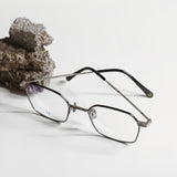 Knouun Square titanium glasses CODE. 101. B Sizzy Silver
