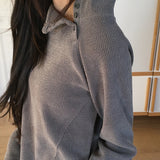 ネティスバラクラバボタンVネックフードTシャツ