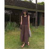 fair sleeveless dress