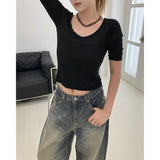 Modern U-neck T