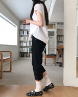Ponin Slit Capri Pants