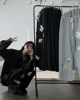 アリスインワンダーランドスウェットパンツ (Unisex)