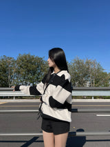 [UNISEX] タケハチダンガラストライプドカラーネックロングスリーブニット (5 colors)