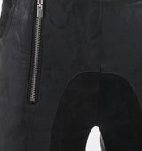 カーブパネルフレアレザーパンツ