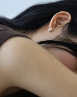 Truth earring (silver)