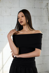 Drape Off-Shoulder T-Shirt - Black