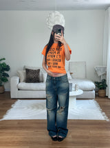 stay close lettering tee