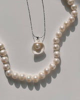 VENUS PEARL NECKLACE