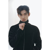 ベルベットコーデュロイカーブクロップジップアップ(Black)