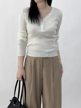 Scani V-neck Button Long Sleeve Knit