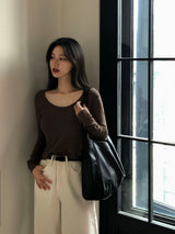 [BELLIDE MADE] Brin, slim U-neck long-sleeved T-shirt