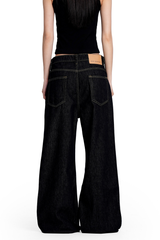 Buckle Raw Jeans