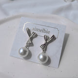 [Red Velvet スルギ Earrings] ダリアリボン＆パールピアス - Silver Color