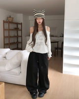 Vint Eyelet Strap Sweatshirt