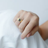 SAND DUNE STONE RING (ONYX) (GOLD)