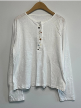 multi button tee