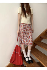 レッドレタリングスパンデックスラウンドネック半袖Tシャツ