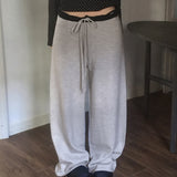 Tamo back star coloring knit pants