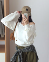 [ORIGINAL] Mellow U-Neck Long Sleeve Knit