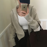 [BELLIDE MADE] Cable knit zip-up with pendant