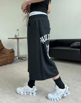 Dinede Lettering Bermuda Pants