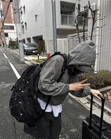 アークイン クロップフード ウィンドブレーカー
