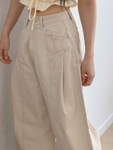 エニーピンタックパンツ
