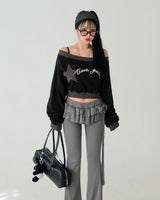 Star patch off-shoulder cropped sweatshirt