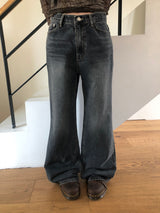 ドエルブーツカットウォッシュドデニムパンツ