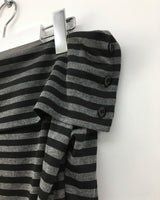Button-up off-shoulder t-shirt (2color)