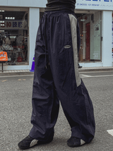 エンジーカラーマッチングナイロンワイドパンツ