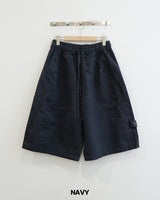 Pore Eyelet Bermuda Pants