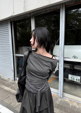 ボートネックストラップクロップトップ