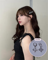 Luna Blossom Huggies Piercing - Silver color