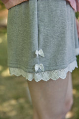 BOUQUET LACE SHORTS (3 COLORS)