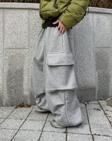 Flo balloon cargo sweat pants