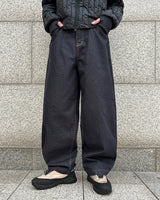 Beg Non-Fade Dart Denim Pants