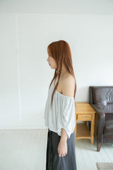 drape unbal off-shoulder top(3colors)