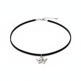 [IDLE Shuhua Necklace] プチエンジェルチョーカーネックレス - シルバーカラー