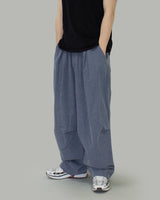Needle pintuck balloon pants
