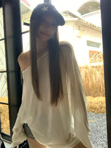 Boxy loose fit unbalanced shoulder long-sleeve T-shirt