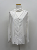 Lien V-Neck Tie Blouse