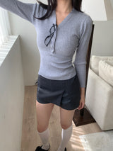 Muse V-neck Button-down Long Sleeve T-Shirt (3 Colors)